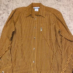 Long sleeve Columbia shirt